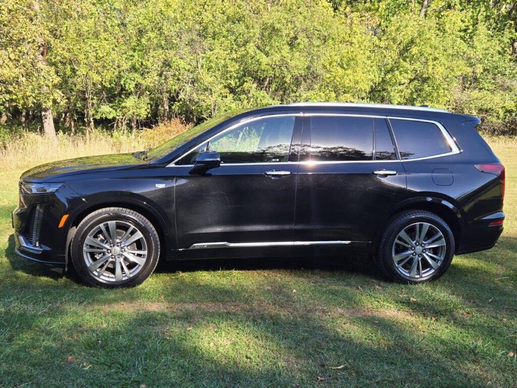 2023 Cadillac XT6 Premium Luxury